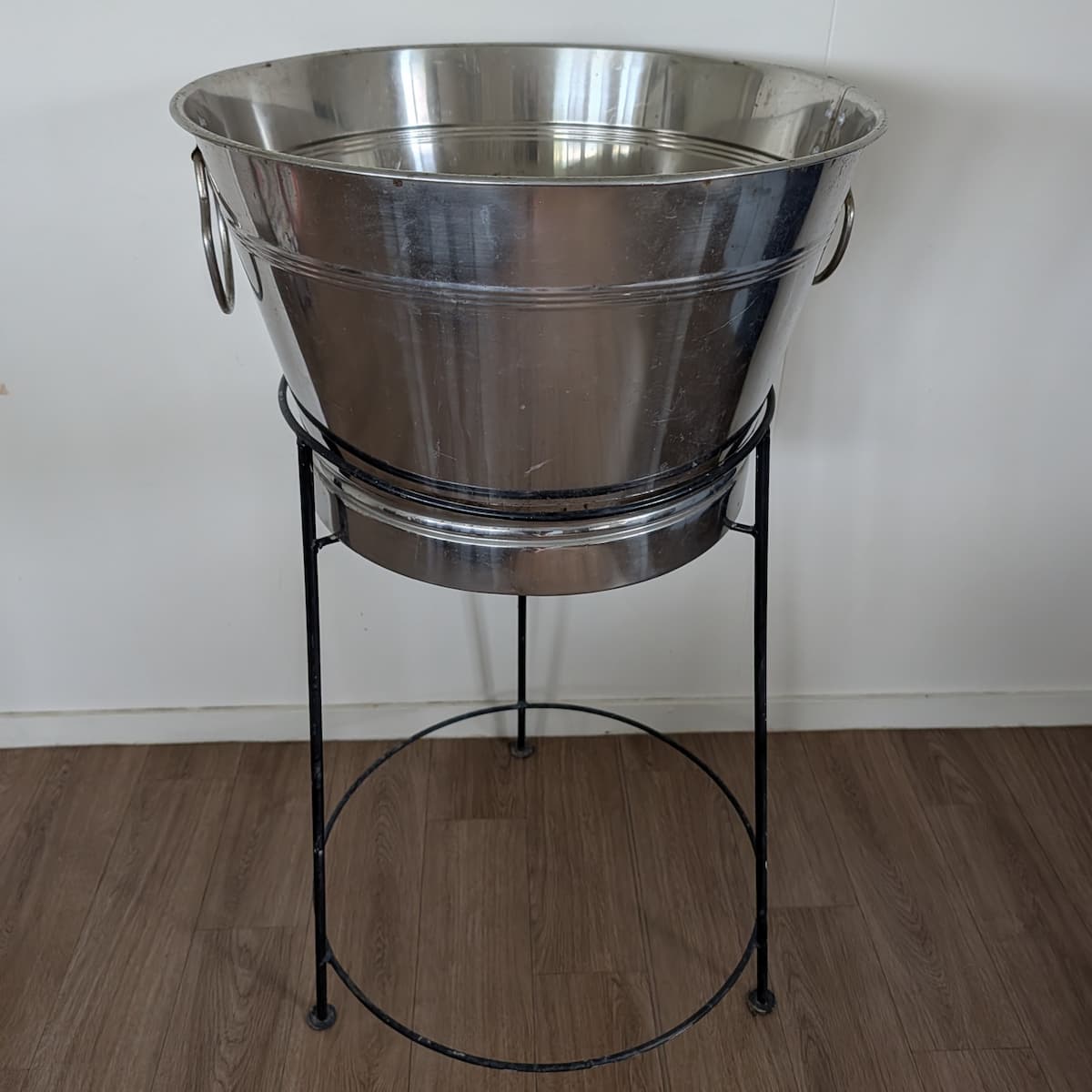 Large Stainless Steel Drinks Tub on Stand