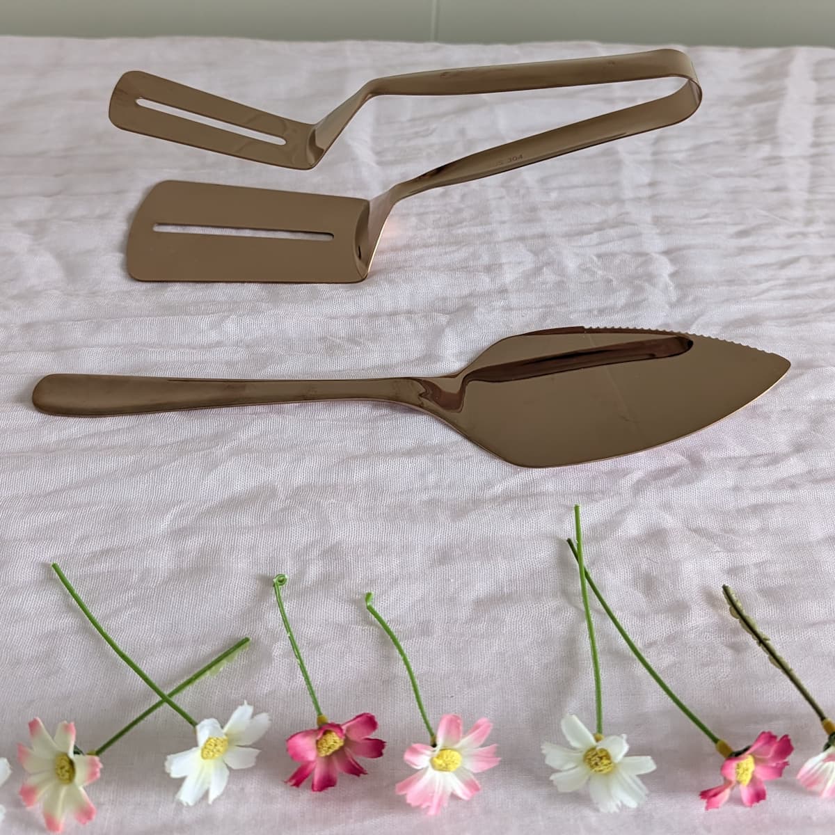 Rose Gold Cake Server & Tongs Set